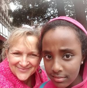 Meet your Posher, Simone